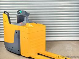 Jungheinrich ERE 225 - Service Neu - Batterie 80% - Garantie