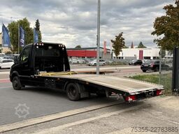 MERCEDES-BENZ Sprinter 519 CDI Klima NAVI Tempomat 4,8m Rampen