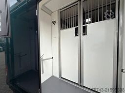 RENAULT Master STX 5 Sitzer Haras ex. Lang Automatik