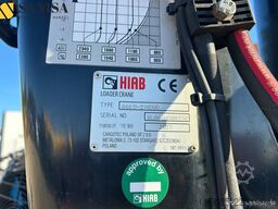 Mitsubishi Fuso Canter6C18/KranHIAB/4x4Allrad/Klima