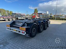 Van Hool 3B2013 20FT ADR CHASSIS / galvanized / MB DISC ...