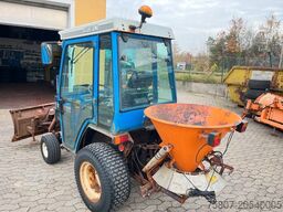 ISEKI 2120 Schneeschild Streuer Winterdienst