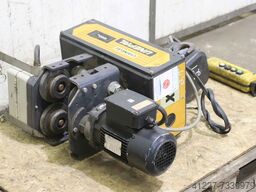 Unelec** 200XC2. 24W1