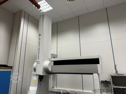 Mitutoyo Crysta-Apex S122010