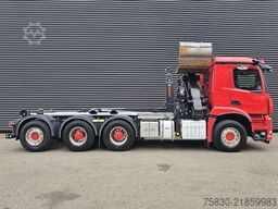 Mercedes-Benz AROCS 3645 8x4 / HIAB Z KRAAN + HAAKARM