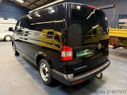 VOLKSWAGEN T5 Transporter Kasten Lang Klima Xenon DSG AHK