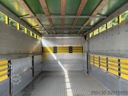  Westrick VAH11  1.Stock Viehanhänger 21m²