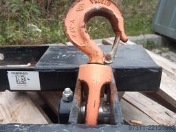 JLG FORK MOUNTED HOOK 4T 2700118