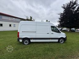 Mercedes-Benz Sprinter III 214 L2H2
