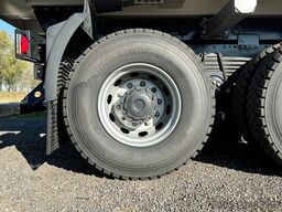 MAN TGS 41.400 BB CH Tipper Truck (1 units)