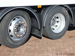 Volvo FM Volvo FM 420 6x2 Stuur-As L.Z.V uitvoering