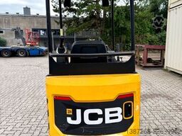 JCB 15C-1 / 789 H / 2 x Löffel
