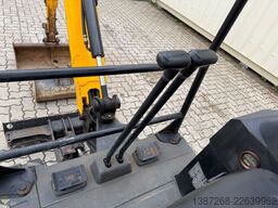 JCB 15C-1 / 789 H / 2 x Löffel