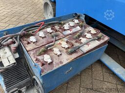 GENIE GS-2032 schaarlift schaar hoogwerker 2005uur 8mtr werkhoogte