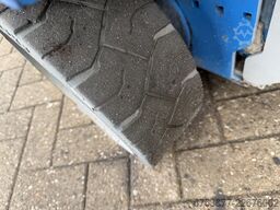 GENIE GS-2032 schaarlift schaar hoogwerker 2005uur 8mtr werkhoogte