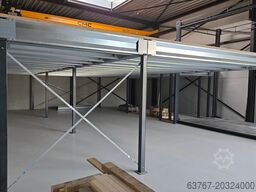 300 m², Traglast: 350 kg/m² Lichte Höhe: 3,0m | Raster: 5,0 x 6,0