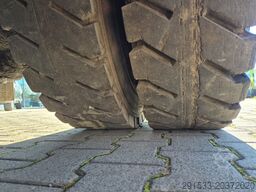 Kalmar TR6181 4X4 - 1 OWNER