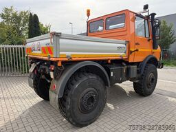 UNIMOG U1600 Kipper/Zapfwelle/3-Sitze