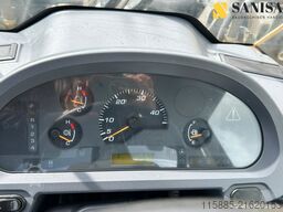 Komatsu WA 320PZ-6/Schaufel/SW/Motor qualmt