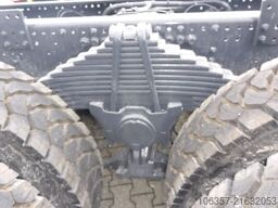 IVECO T-Way AD410T54 8X4 Radstand.4250mm 2-Stück