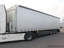 Schmitz SCS 24 Liftachse P-Kasten Getränkezertifikat