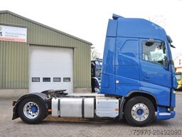 Volvo FH 420 4X2 ADR EX/II FL OX AT PTO+COMPRESSOR iP...