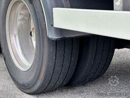 Burg 2 AXLE VAN BEURDEN ISOLATED BOX TRS COOLING