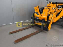 JCB 535-125 HiViz