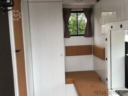IVECO M752 3-4 Pferde kl. Wohnung.