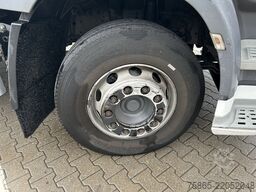 DAF CF 250 FA Space Cab / 622 dkm / Flat Bed - Plat...