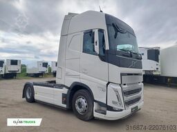 VOLVO FH 500 XL i-ParkCool ACC Side Skirts