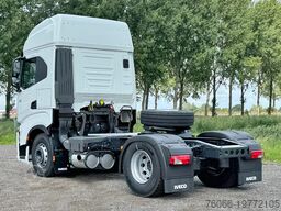 Iveco S-WAY AS440S43T/P ON Tractor Head (15 units)