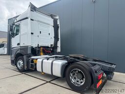 Mercedes-Benz Actros 1842 / 2 Tanks / Euro 6 / 2 Beds