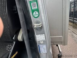 FUSO Canter 7C18 Koffer mit Ladebordwand *Klima*