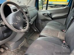 MERCEDES-BENZ Sprinter II Pritsche/DoKa 313 - MOTORSCHADEN -