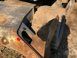 O&K MH Plus Knickmatic & Hammerleitung + 5 Löffel