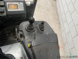 Nissan 1 N 1 L 15 Q