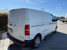 Opel VIVARO 1.5 120