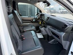 Peugeot EXPERT L2H1 2.0 120 EAT 8