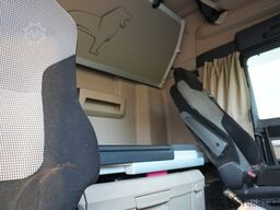 MAN TGX 18.420 tractor unit 568.600KM