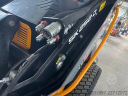 Giant SK252D Skidster met pelikaanbak 75 uur