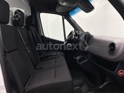 MERCEDES-BENZ Sprinter 316 Aut.*Ladebordwand* AHK 3,5t+Navi 31