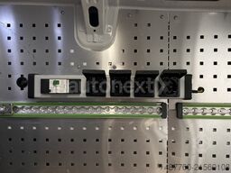 VOLKSWAGEN Crafter 35 *WERKSTATT* AHK3,5t+Dachträger (6888)