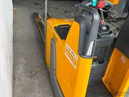 Jungheinrich ERE 225 - 2400mm