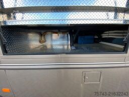 MAN 12 220 5 Pferde Wohnung