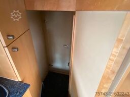 MAN 12 220 5 Pferde Wohnung