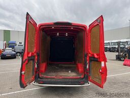 Ford Transit  2.0 TDCI Trend / Clutch Broken / 172 d...