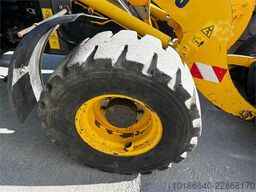 Komatsu WA100M-8E0