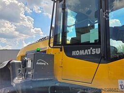 Komatsu WA320-8E0
