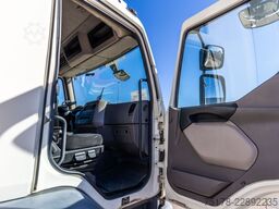 DAF LF55 250 +CHEREAU+THERMO KING+DHOLLANDIA1.5 T.